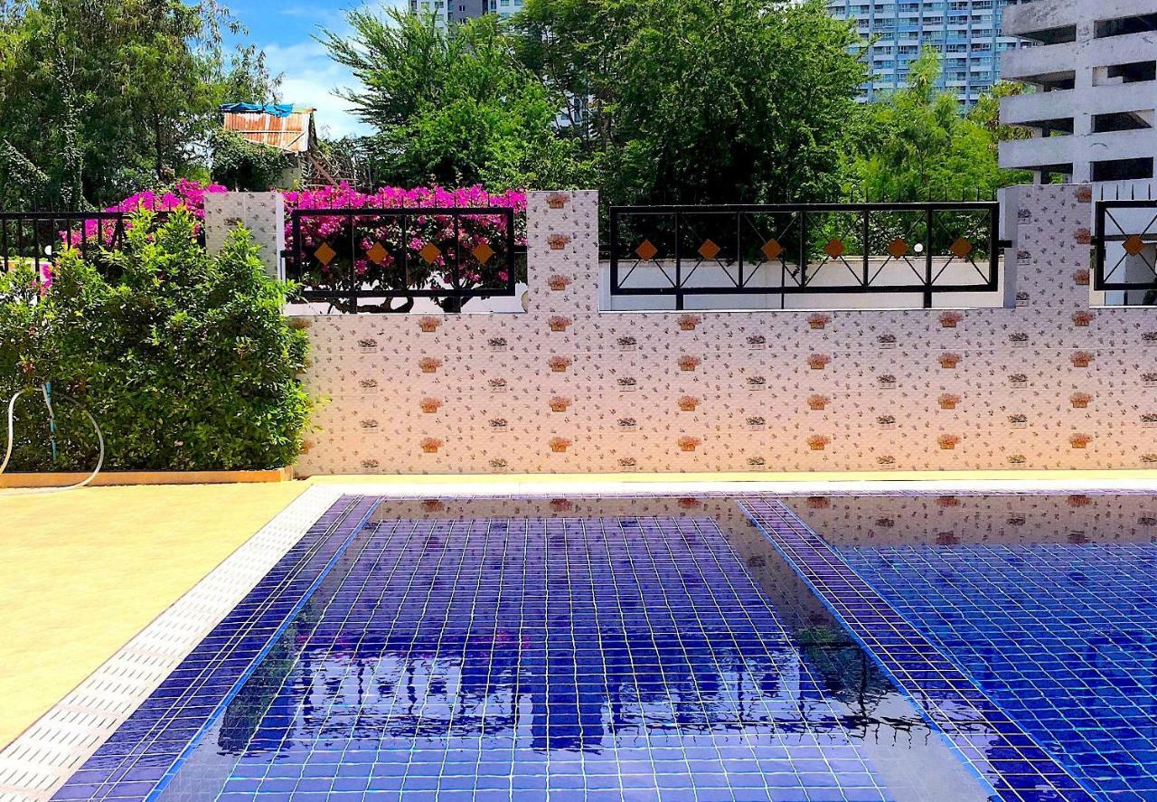 Jomtien Residence Luaran gambar